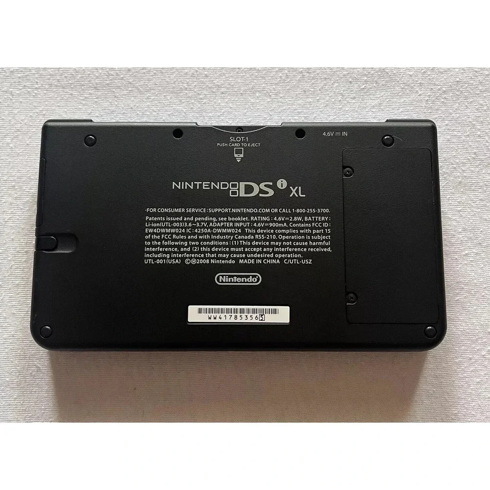 Nintendo DSi XL Midnight Blue Charger MARIO KART - MARIO PARTY - SUPER MARIO A+